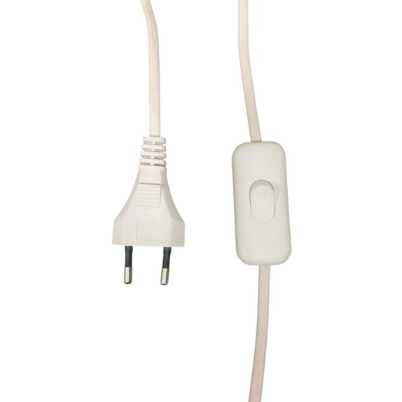Hvid ledning med stik og afbryder på ledningen